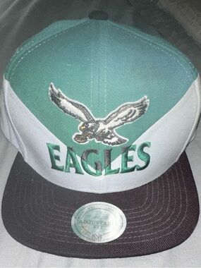 Mitchell & Ness Green, White and Black Team Snapback Hat Philadelphia Eagles